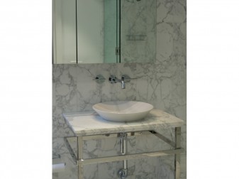 <h3> Riverside Park</h3> <a href="http://standing.com/765">0711-05</a>