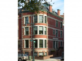 <h3> Morningside Park</h3>    <a href="http://standing.com/732">2010-01</a> 