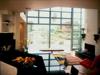 <h3> Venice Beach</h3> <a href="http://standing.com/702">9420-04</a>