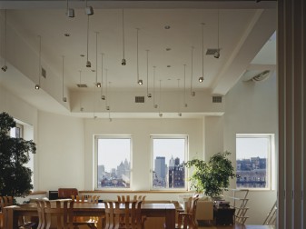 <h3> NoHo Rooftop</h3> <a href="http://standing.com/892">9616-08</a>