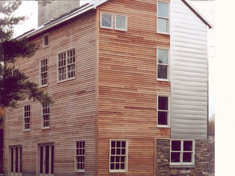 <h3> Hudson Valley</h3> <a href="http://standing.com/655">9915-16</a>